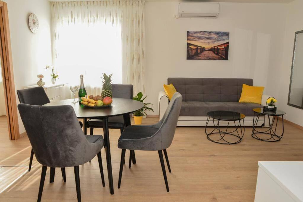 Apartment Longin Задар Экстерьер фото
